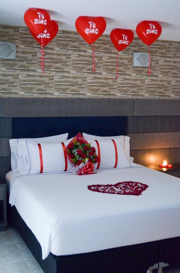 Hotel Parque 70 Меделин Екстериор снимка