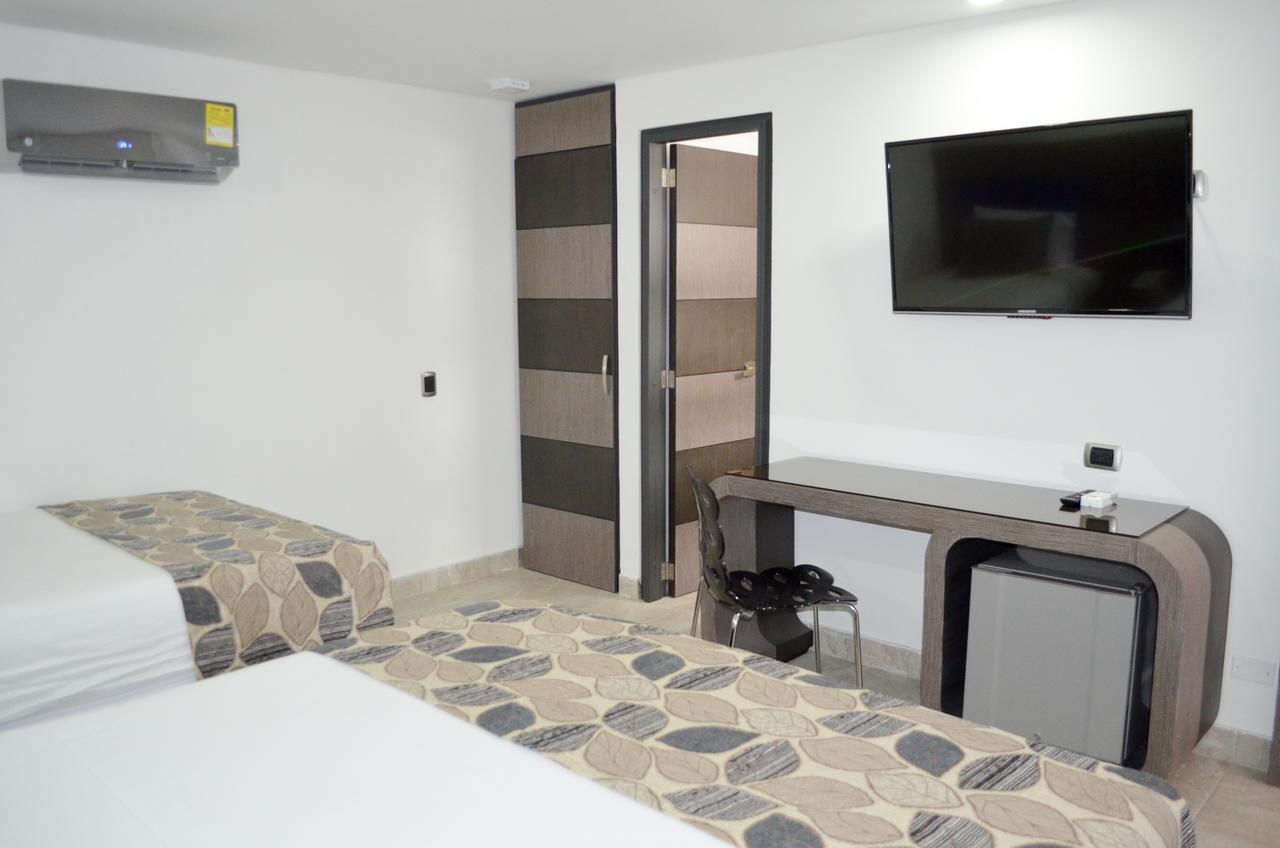 Hotel Parque 70 Меделин Екстериор снимка