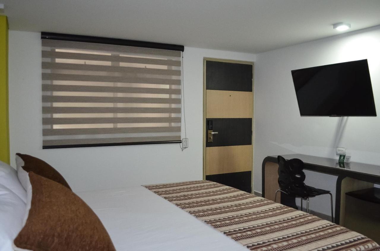 Hotel Parque 70 Меделин Екстериор снимка