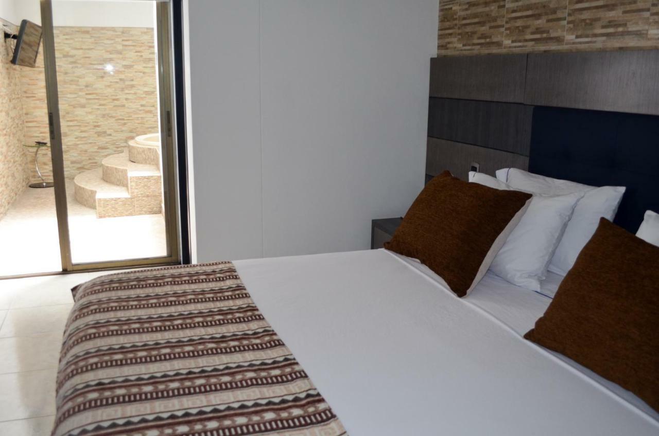 Hotel Parque 70 Меделин Екстериор снимка